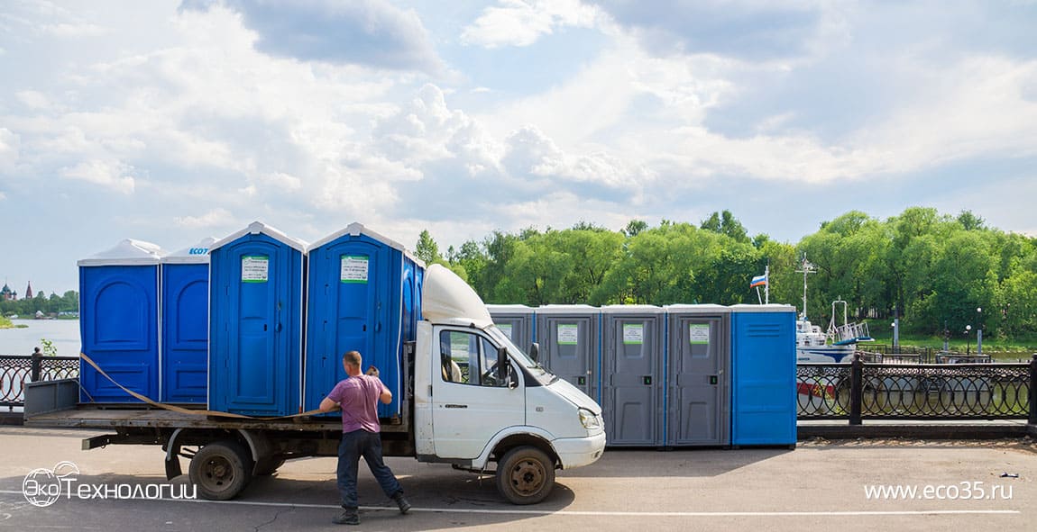 Туалетные кабины при краткосрочной и долгосрочной аренде доставляются бесплатно.